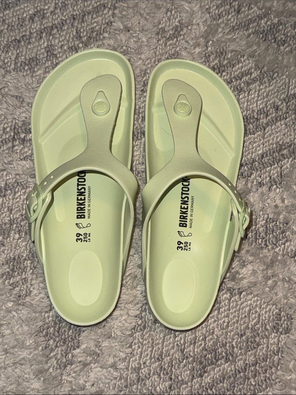Birkenstock Women’s Gizeh EVA Thong Sandals - Pale Green/Lime Green